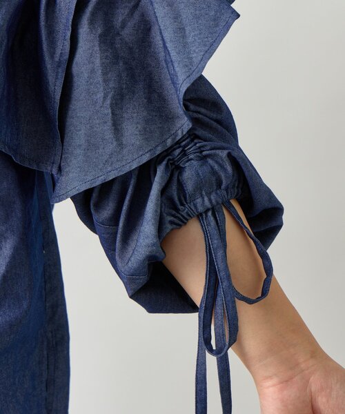 un dix cors（アンディコール）の「《主役級アイテム◎》シャーリングデニムブラウス（シャツ/ブラウス・レディース・サックスブルー/インディゴブルー・FREE）」の19枚目の写真