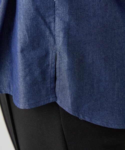 un dix cors（アンディコール）の「《主役級アイテム◎》シャーリングデニムブラウス（シャツ/ブラウス・レディース・サックスブルー/インディゴブルー・FREE）」の21枚目の写真