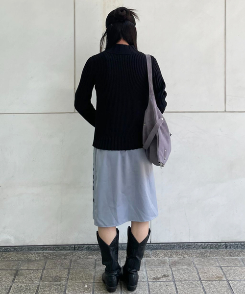 Oriens JOURNAL STANDARD（オリエンス ジャーナルスタンダード）の「フロントジップリブニット（ニット/セーター・レディース・ブラック/パープル/イエロー・FREE）」の12枚目の写真