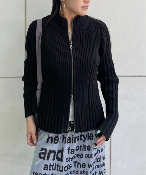 Oriens JOURNAL STANDARD（オリエンス ジャーナルスタンダード）の「フロントジップリブニット（ニット/セーター・レディース・ブラック/パープル/イエロー・FREE）」の13枚目の写真