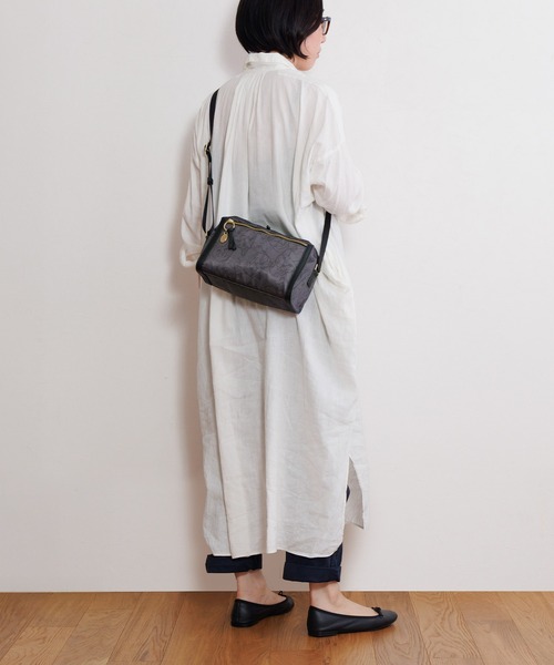 ace.（エース）の「【HAyUコラボ】 ショルダーバッグ ユッカ 17832（ショルダーバッグ・レディース・ブラック/グレイッシュベージュ/チャコール・FREE）」の4枚目の写真