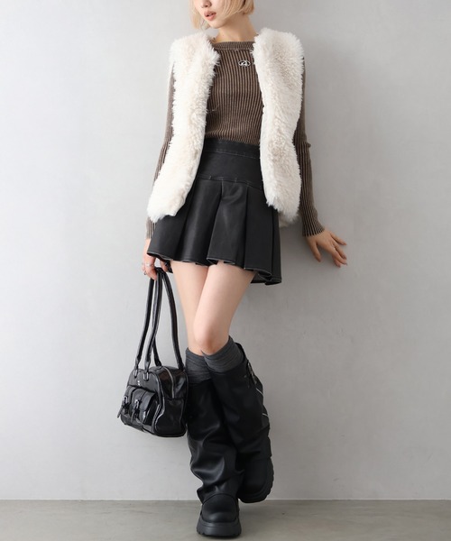 SpRay（スプレイ）の「くるくるファーベスト（ベスト・レディース・アイボリー/チャコールグレー/ベージュ/モカ/ブルー系その他・FREE）」の20枚目の写真