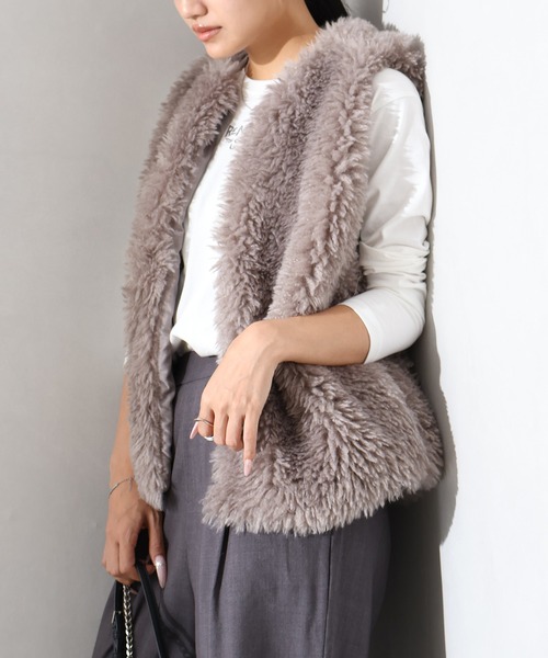 SpRay（スプレイ）の「くるくるファーベスト（ベスト・レディース・アイボリー/チャコールグレー/ベージュ/モカ/ブルー系その他・FREE）」の8枚目の写真