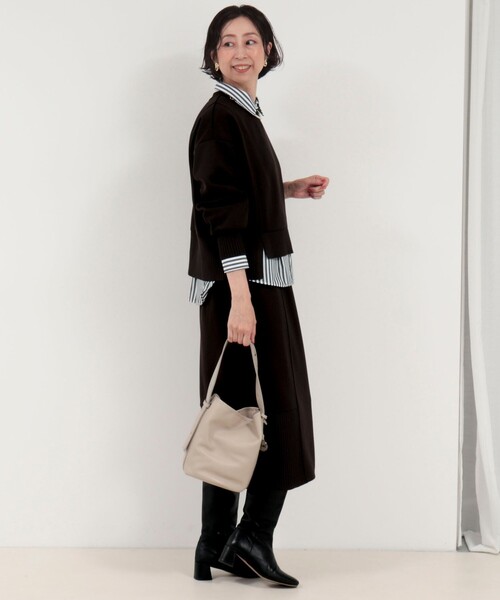 MICO COULIER（ミコクリエ）の「《セットアップ対応》軽量ボンディングドロップスリーブプルオーバーカットソー（Tシャツ/カットソー・レディース・ブラウン/ブラック/グレイッシュベージュ・38）」の21枚目の写真