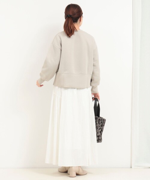 MICO COULIER（ミコクリエ）の「《セットアップ対応》軽量ボンディングドロップスリーブプルオーバーカットソー（Tシャツ/カットソー・レディース・ブラウン/ブラック/グレイッシュベージュ・38）」の6枚目の写真