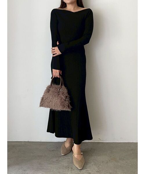 セール】アシンメトリーネックフレアニットワンピース（ワンピース