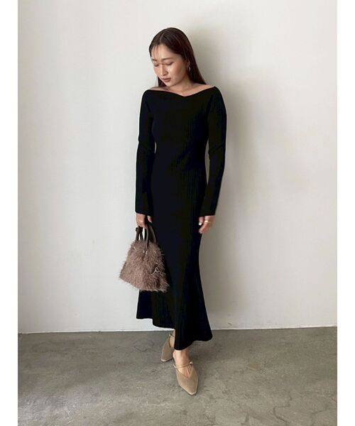 セール】アシンメトリーネックフレアニットワンピース（ワンピース
