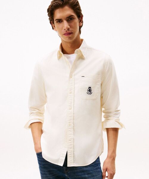 TOMMY HILFIGER（トミーヒルフィガー）の「ブラッシュオックスフォードクレストポケットシャツ（シャツ/ブラウス・メンズ・ホワイト/グリーン/ネイビー・MEDIUM/SMALL/X-LARGE/LARGE）」の2枚目の写真