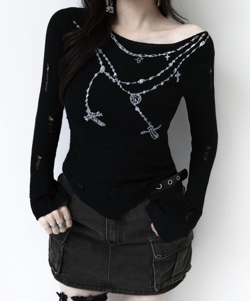 VEILA(ヴェイラ)の「クロスチェーンプリント ダメージカットアウトトップス(Tシャツ/カットソー・レディース・ブラック・フリー)」の5枚目の写真