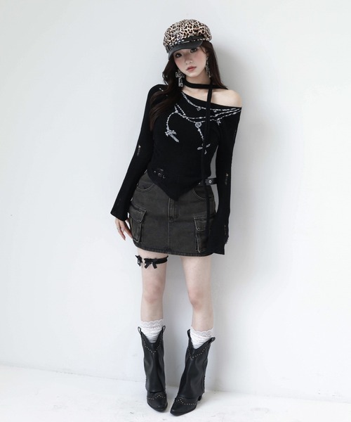 VEILA(ヴェイラ)の「クロスチェーンプリント ダメージカットアウトトップス(Tシャツ/カットソー・レディース・ブラック・フリー)」の16枚目の写真