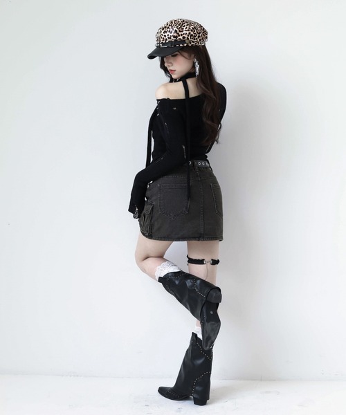 VEILA(ヴェイラ)の「クロスチェーンプリント ダメージカットアウトトップス(Tシャツ/カットソー・レディース・ブラック・フリー)」の17枚目の写真
