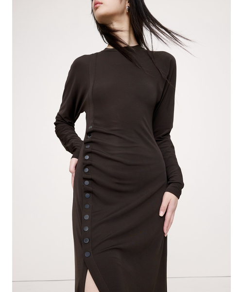 Banana Republic（バナナリパブリック）の「マット ジャージー ミディドレス（ワンピース・レディース・レッド系その他/ブラウン・XS/S/M/L）」の5枚目の写真