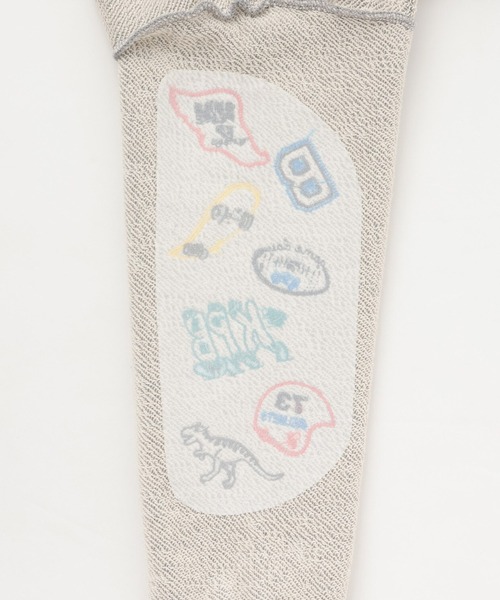 KP BOY（ケーピーボーイ）の「グラフィティ刺シュウ トレーナー（スウェット・キッズ・グレー系その他/ブルー・110cm/120cm/130cm/140cm/150cm/160cm）」の7枚目の写真