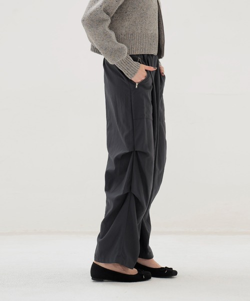 DRESSLAVE(ドレスレイブ)の「Sugar Rose / tuck design zip pants(タックデザインジップパンツ)(デニムパンツ・レディース・チャコールグレー・38)」の19枚目の写真