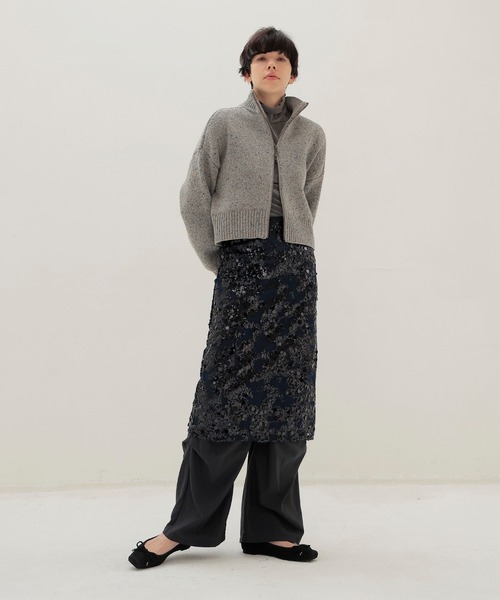 DRESSLAVE(ドレスレイブ)の「Sugar Rose / tuck design zip pants(タックデザインジップパンツ)(デニムパンツ・レディース・チャコールグレー・38)」の8枚目の写真