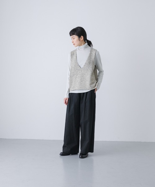 未使用　かぐれKagure 今季テープヤーンニットベスト ブラック かぐれ（カグレ）の「テープヤーンニットベスト（ニット/セーター