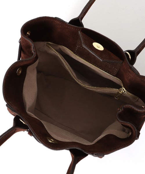 CHRISTIAN VILLA（クリスチャンヴィラ）の「タックベルトスウェードトートバッグ(S)6309【CHRISTIAN VILLA/クリスチャンヴィラ】（トートバッグ・レディース・ブラウン・フリー）」の7枚目の写真