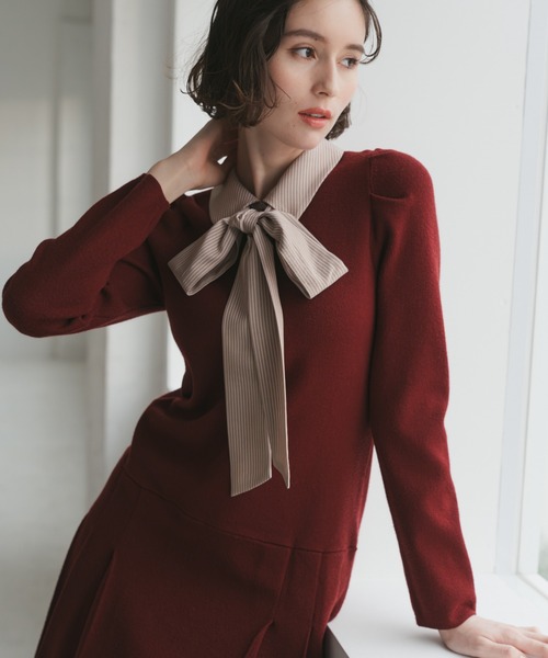 31 Sons de mode（トランテアン　ソン　ドゥ　モード）の「2025秋冬新作 襟付きミニニットワンピース（ワンピース・レディース・グレー/レッド系/ネイビー・ﾌﾘ-）」の3枚目の写真