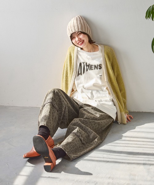 niko and...(ニコアンド)の「アソートグラフィックロングTシャツ(Tシャツ/カットソー・レディース・オフホワイト/ブラウン/ピンク/チャコール・MEDIUM/LARGE)」の8枚目の写真