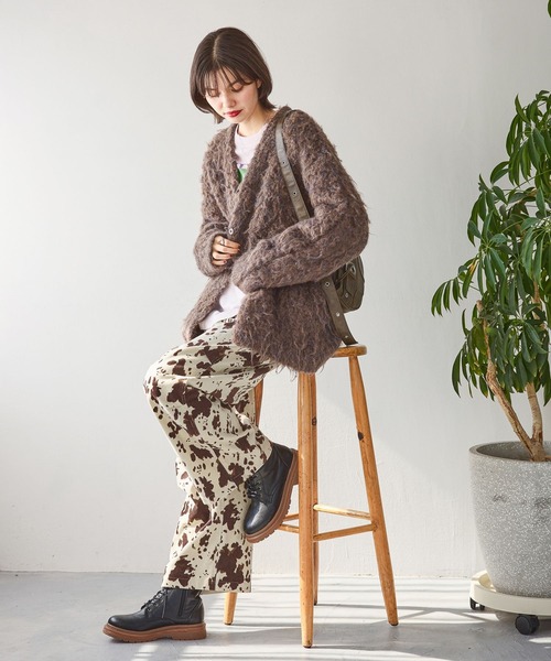 niko and...(ニコアンド)の「アソートグラフィックロングTシャツ(Tシャツ/カットソー・レディース・オフホワイト/ブラウン/ピンク/チャコール・MEDIUM/LARGE)」の15枚目の写真