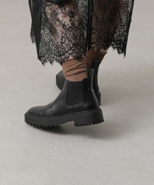 Gready Brilliant(グレディブリリアン)の「ショートサイドゴアブーツ(ブーツ・レディース・ブラック・L/M/S)」の1枚目の写真