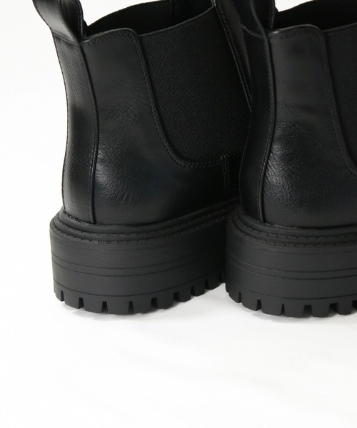 Gready Brilliant(グレディブリリアン)の「ショートサイドゴアブーツ(ブーツ・レディース・ブラック・L/M/S)」の9枚目の写真