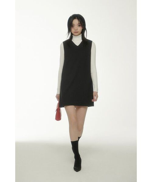 MUSINSA STANDARD WOMAN（ムシンサスタンダードウーマン）の「レディースリブ編みスリムタートルネックニット[アイボリー]（ニット/セーター・レディース・その他・SMALL/MEDIUM/LARGE/X-SMALL）」の15枚目の写真