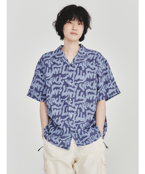 Wacky WiLLy(ワッキーウィリー)の「グラフィック半袖シャツパターン(シャツ/ブラウス・レディース・その他・MEDIUM/LARGE/SMALL)」の1枚目の写真