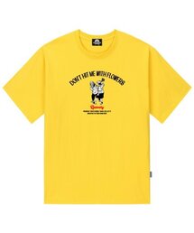 DON’T HIT ME WITH FLOWERS GRAPHIC Tシャツ - イエロー