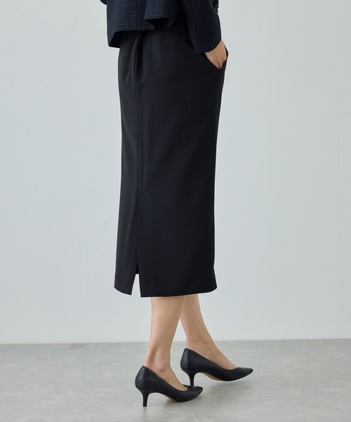 ROPE'（ロペ）の「トリアセダブルクロス ハイウエストタイトスカート/イージーケア・セットアップ対応・26SS（スカート・レディース・ベージュ/ネイビー・36/38/40）」の6枚目の写真