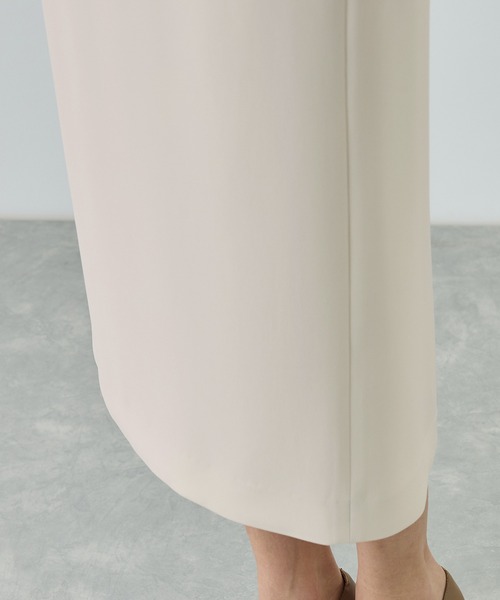 ROPE'（ロペ）の「トリアセダブルクロス ハイウエストタイトスカート/イージーケア・セットアップ対応・26SS（スカート・レディース・ベージュ/ネイビー・36/38/40）」の19枚目の写真