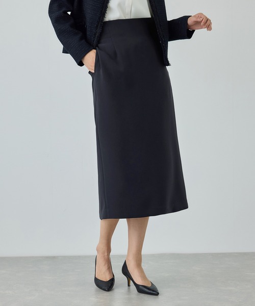 ROPE'（ロペ）の「トリアセダブルクロス ハイウエストタイトスカート/イージーケア・セットアップ対応・26SS（スカート・レディース・ベージュ/ネイビー・36/38/40）」の8枚目の写真