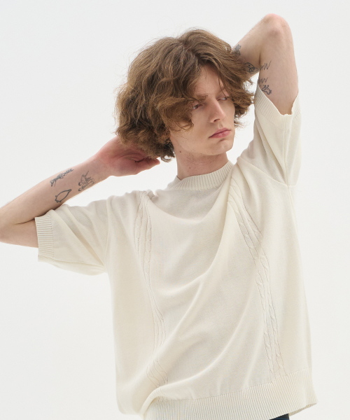 BLOND9(ブロンドナイン)の「ソフトケーブルラウンド半袖ニット_アイボリー(ニット/セーター・メンズ・その他・MEDIUM/LARGE/X-LARGE)」の2枚目の写真