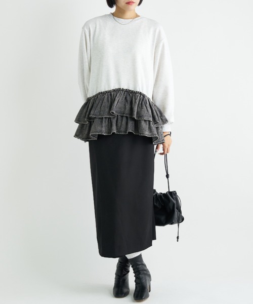 A.D.C.L.（エーディーシーエル）の「デニムフリル切替 裏毛プルオーバー（Tシャツ/カットソー・レディース・ブルー/ブラック・L/M）」の12枚目の写真