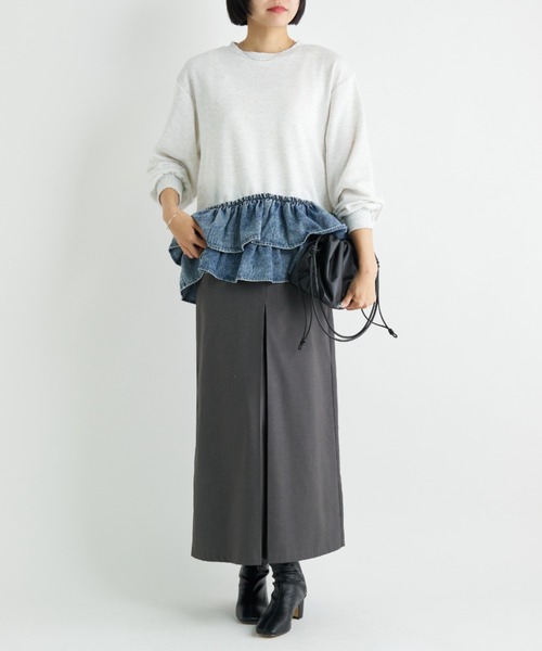 A.D.C.L.（エーディーシーエル）の「デニムフリル切替 裏毛プルオーバー（Tシャツ/カットソー・レディース・ブルー/ブラック・L/M）」の17枚目の写真