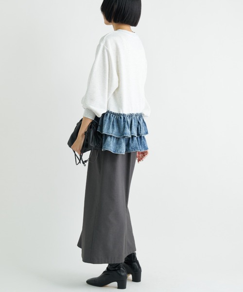 A.D.C.L.（エーディーシーエル）の「デニムフリル切替 裏毛プルオーバー（Tシャツ/カットソー・レディース・ブルー/ブラック・L/M）」の21枚目の写真