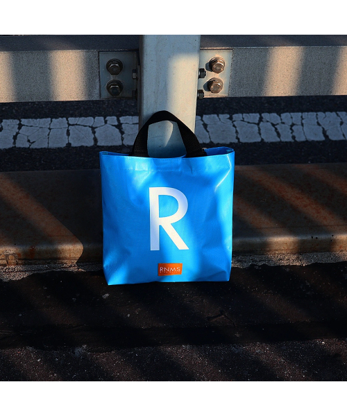 RNMS(アールエヌエムエス)の「R TOTEBAG ケリー(トートバッグ・メンズ・ブラック/パープル/グレー/レッド/イエロー/オレンジ/ブルー/マジェンタ/サファリグリーン/その他・FREE)」の15枚目の写真