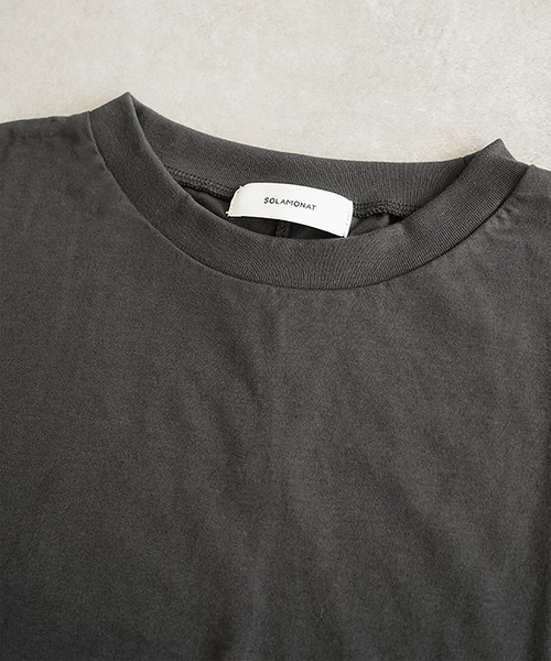 SOLAMONAT(ソラモナ)の「ジェラート天竺 長袖コクーンプルオーバー(Tシャツ/カットソー・レディース・ダークネイビー/グレイッシュベージュ/チャコールグレー/ホワイト/ブラック・FREE)」の16枚目の写真