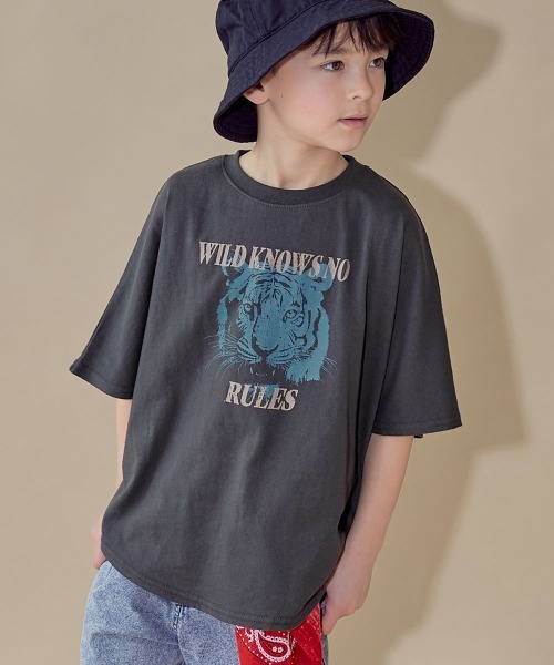 devirock(デビロック)の「綿100% デビラボ スーパーBIGシルエット プリント半袖Tシャツ(Tシャツ/カットソー・キッズ・ホワイト系その他/ブラック系その他4/ホワイト系その他3/ブラック系その他6/ブラック系その他2/グレー系その他/ブルー系その他2/ブルー系その他3/ブラック系その他/ブラック系その他3/ホワイト系その他2/ブラック系その他5/オレンジ系その他/ホワイト系その他4/ブルー系その他/グレー系その他2/グリーン系その他/グレー系その他3/グレー系その他4/ブラック系その他7・100cm/110cm/120cm/130cm/140cm/150cm/160cm)」の8枚目の写真