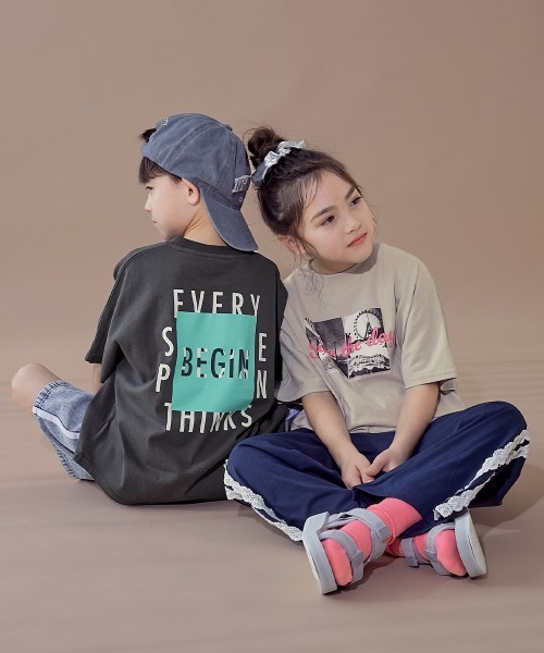 devirock(デビロック)の「綿100% デビラボ スーパーBIGシルエット プリント半袖Tシャツ(Tシャツ/カットソー・キッズ・ホワイト系その他/ブラック系その他4/ホワイト系その他3/ブラック系その他6/ブラック系その他2/グレー系その他/ブルー系その他2/ブルー系その他3/ブラック系その他/ブラック系その他3/ホワイト系その他2/ブラック系その他5/オレンジ系その他/ホワイト系その他4/ブルー系その他/グレー系その他2/グリーン系その他/グレー系その他3/グレー系その他4/ブラック系その他7・100cm/110cm/120cm/130cm/140cm/150cm/160cm)」の21枚目の写真