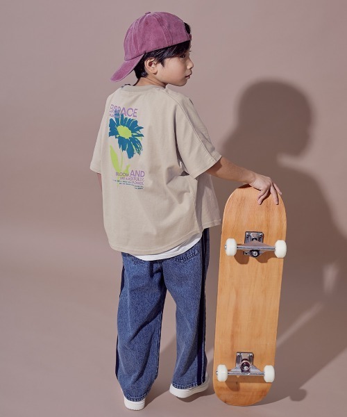 devirock(デビロック)の「綿100% デビラボ スーパーBIGシルエット プリント半袖Tシャツ(Tシャツ/カットソー・キッズ・ホワイト系その他/ブラック系その他4/ホワイト系その他3/ブラック系その他6/ブラック系その他2/グレー系その他/ブルー系その他2/ブルー系その他3/ブラック系その他/ブラック系その他3/ホワイト系その他2/ブラック系その他5/オレンジ系その他/ホワイト系その他4/ブルー系その他/グレー系その他2/グリーン系その他/グレー系その他3/グレー系その他4/ブラック系その他7・100cm/110cm/120cm/130cm/140cm/150cm/160cm)」の22枚目の写真