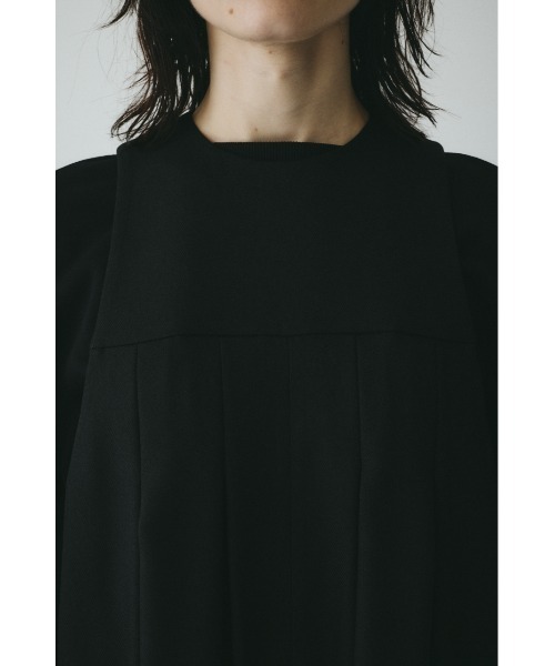 HeRIN.CYE(ヘリンドットサイ)の「Flare tuck all in one フレアタックオールインワン(つなぎ/オールインワン・レディース・ブラック/グレー系その他・36/38)」の6枚目の写真
