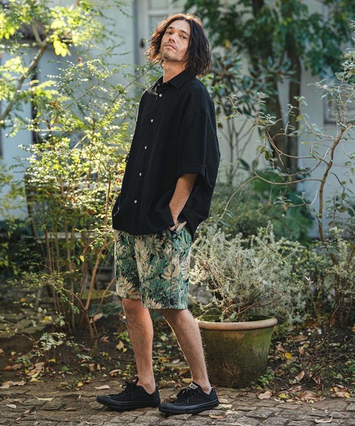 CAMBIO(カンビオ)の「mp14470- Botanical Gobelin Textile Short Pants ゴブラン織りショートパンツ(S62426cmb)(その他パンツ・メンズ・グレー/オフホワイト/ブラック・L/M/S)」の9枚目の写真