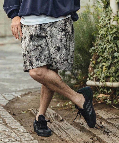 CAMBIO(カンビオ)の「mp14470- Botanical Gobelin Textile Short Pants ゴブラン織りショートパンツ(S62426cmb)(その他パンツ・メンズ・グレー/オフホワイト/ブラック・L/M/S)」の17枚目の写真