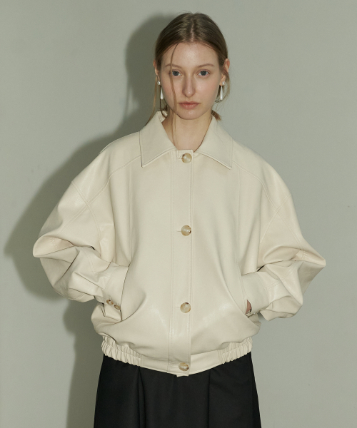 SO IR(ソイール)の「VEGAN LEATHER JUMPER - CREAM(ライダースジャケット・レディース・その他・FREE)」の1枚目の写真