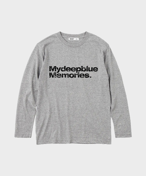 mydeepbluememories(マイディープブルーメモリーズ)の「MM TEXT LONG SLEEVE TEE(NAVY)(Tシャツ/カットソー・レディース・ネイビー・FREE/MENS)」の3枚目の写真