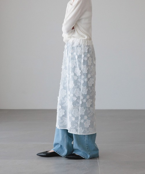 LOWRYS FARM(ローリーズファーム)の「レースレイヤードスカート 646681(スカート・レディース・ブラック/アイボリー・FREE)」の8枚目の写真