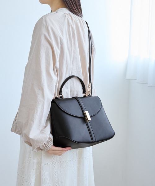 ROPE' PICNIC(ロペピクニック)の「センターベルトワイドトップハンドル&ショルダーバッグ(ショルダーバッグ・レディース・ブラウン/ベージュ系その他/ブラック・FREE)」の22枚目の写真