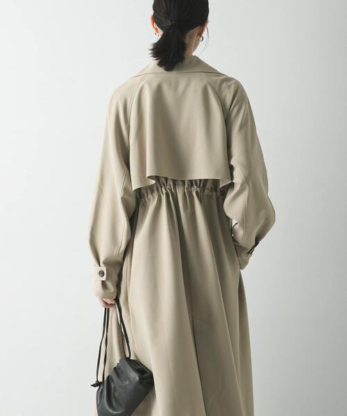 URBAN RESEARCH(アーバンリサーチ)の「『撥水/UVカット』ドロストトレンチコート(トレンチコート・レディース・ライトグレー/ブラック/ベージュ・38/36)」の5枚目の写真