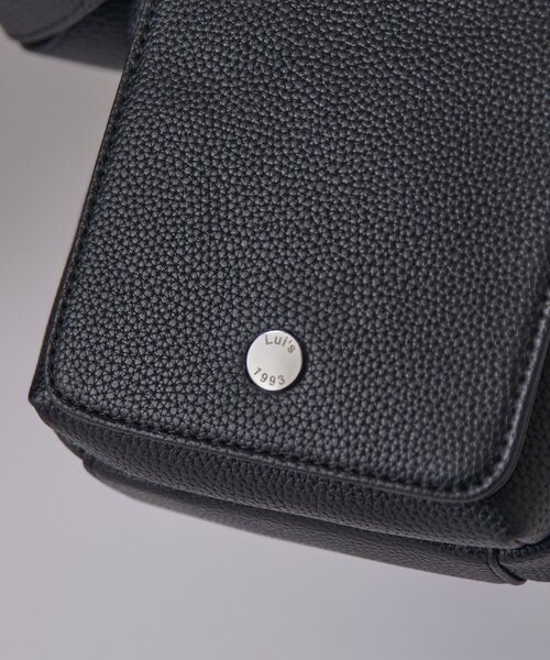 Lui's(ルイス)の「レザーフラップバッグS(ショルダーバッグ・メンズ・ブラック・FREE)」の15枚目の写真